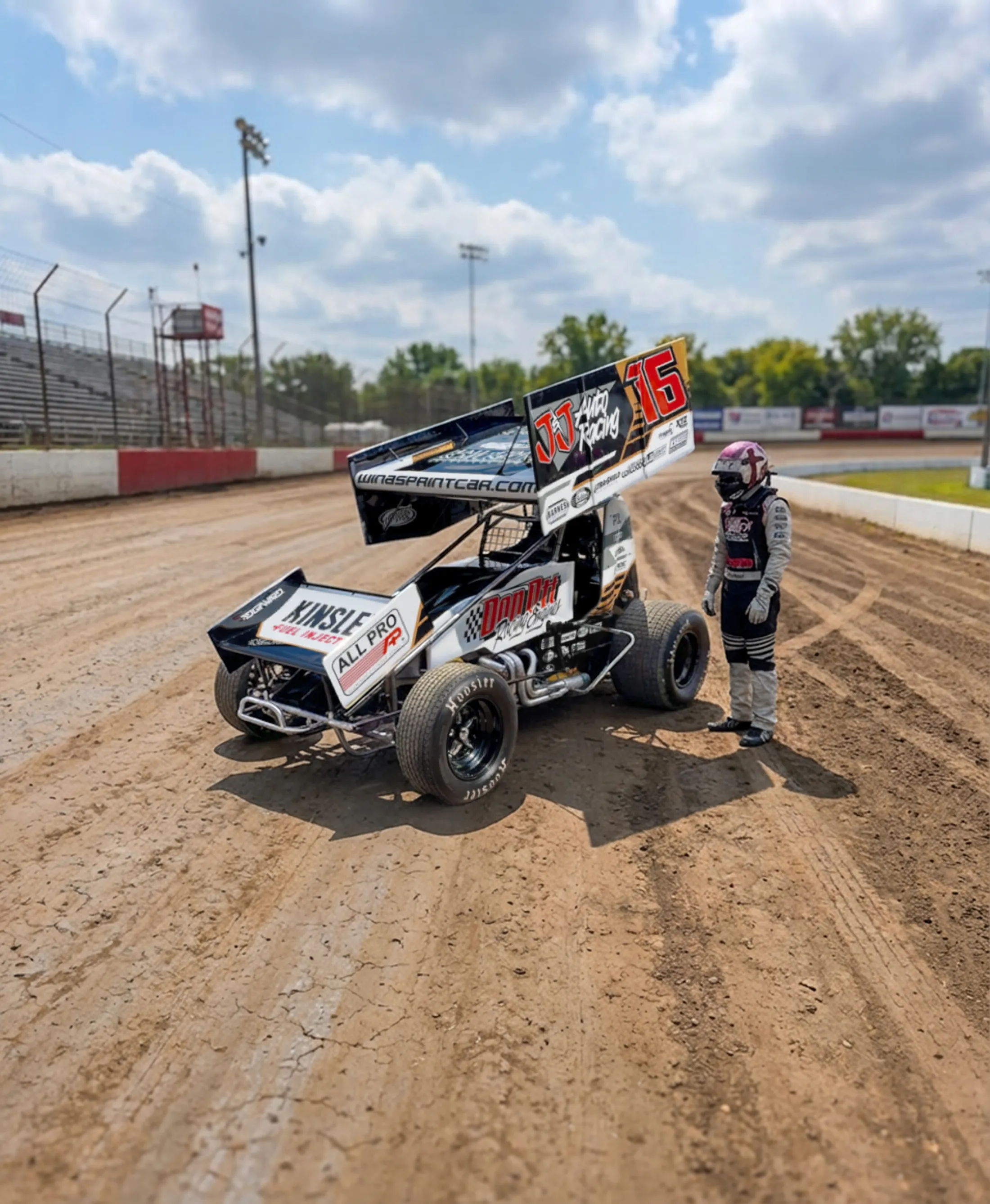 410 Sprint Car – Retouched Photo 4